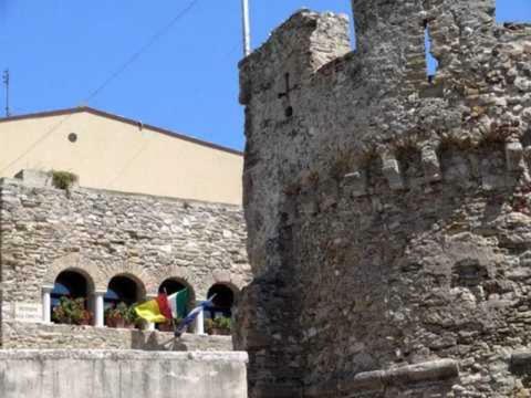 Ferienwohnung La Casa Sotto L'Arco Termoli Exterior foto